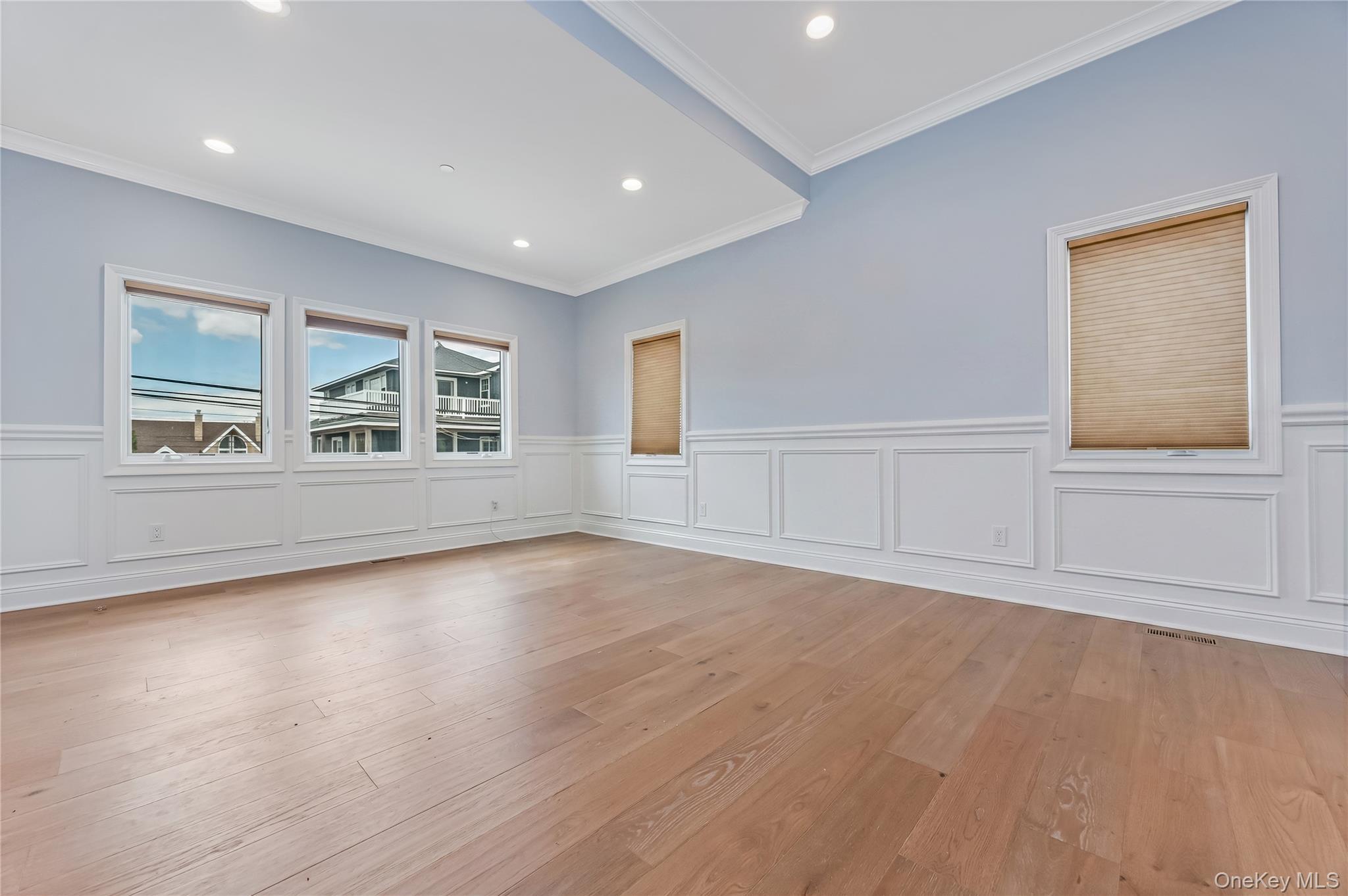 Single Family Bath Street Nassau County, NY 11561, MLS-1000872-5