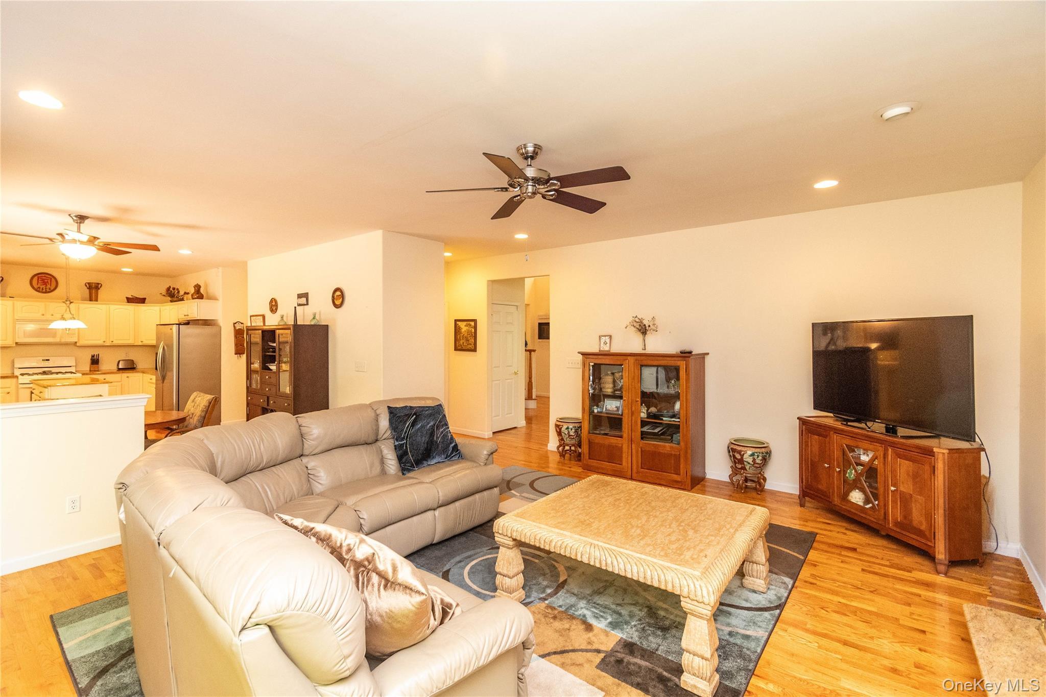 Single Family Glen Rock Circle  Ulster County, NY 12528, MLS-1000928-11