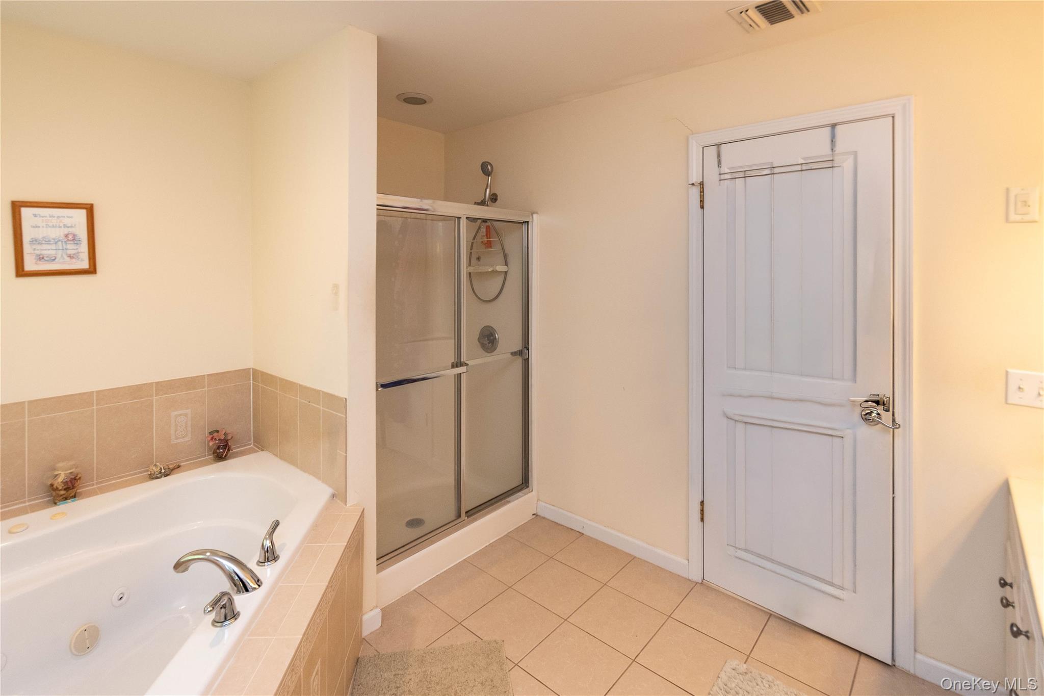 Single Family Glen Rock Circle  Ulster County, NY 12528, MLS-1000928-26
