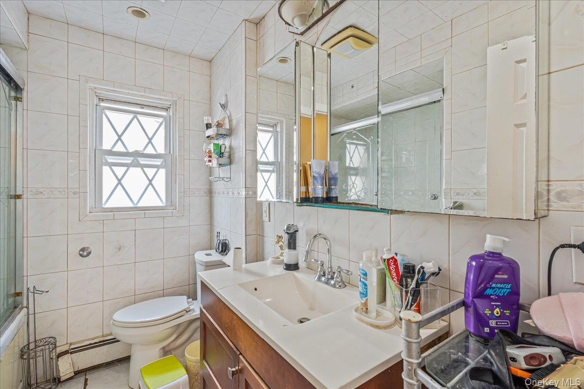 Single Family 229th Street Queens, NY 11413, MLS-1000962-13
