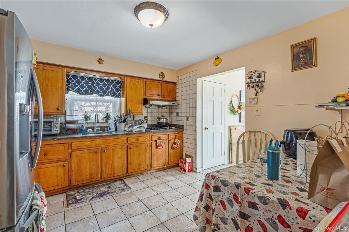 Single Family 229th Street Queens, NY 11413, MLS-1000962-6