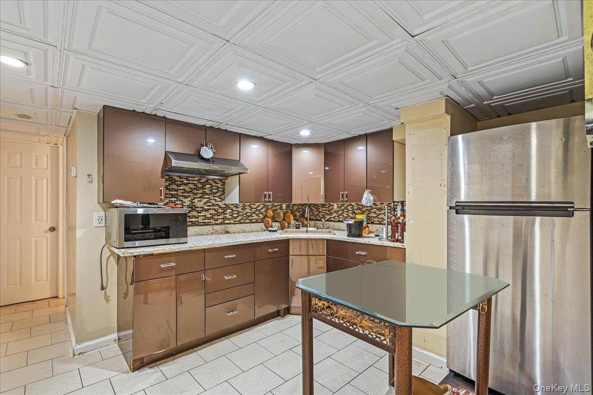 Single Family 229th Street Queens, NY 11413, MLS-1000962-9