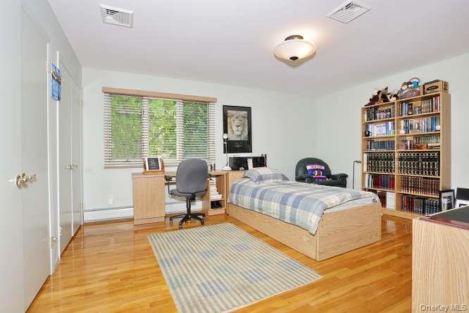 Single Family E Concord Drive  Rockland County, NY 10952, MLS-1000963-35