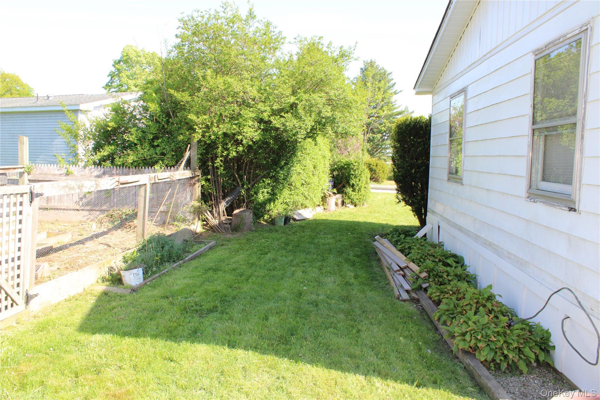 Single Family Holesapple  Dutchess County, NY 12522, MLS-1000972-10