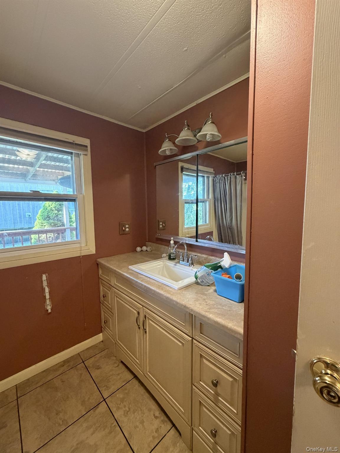 Single Family Holesapple  Dutchess County, NY 12522, MLS-1000972-20