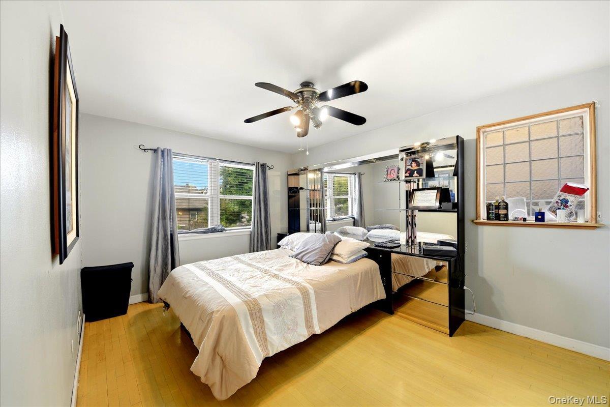 Single Family Logan Bronx, NY 10465, MLS-1000992-10
