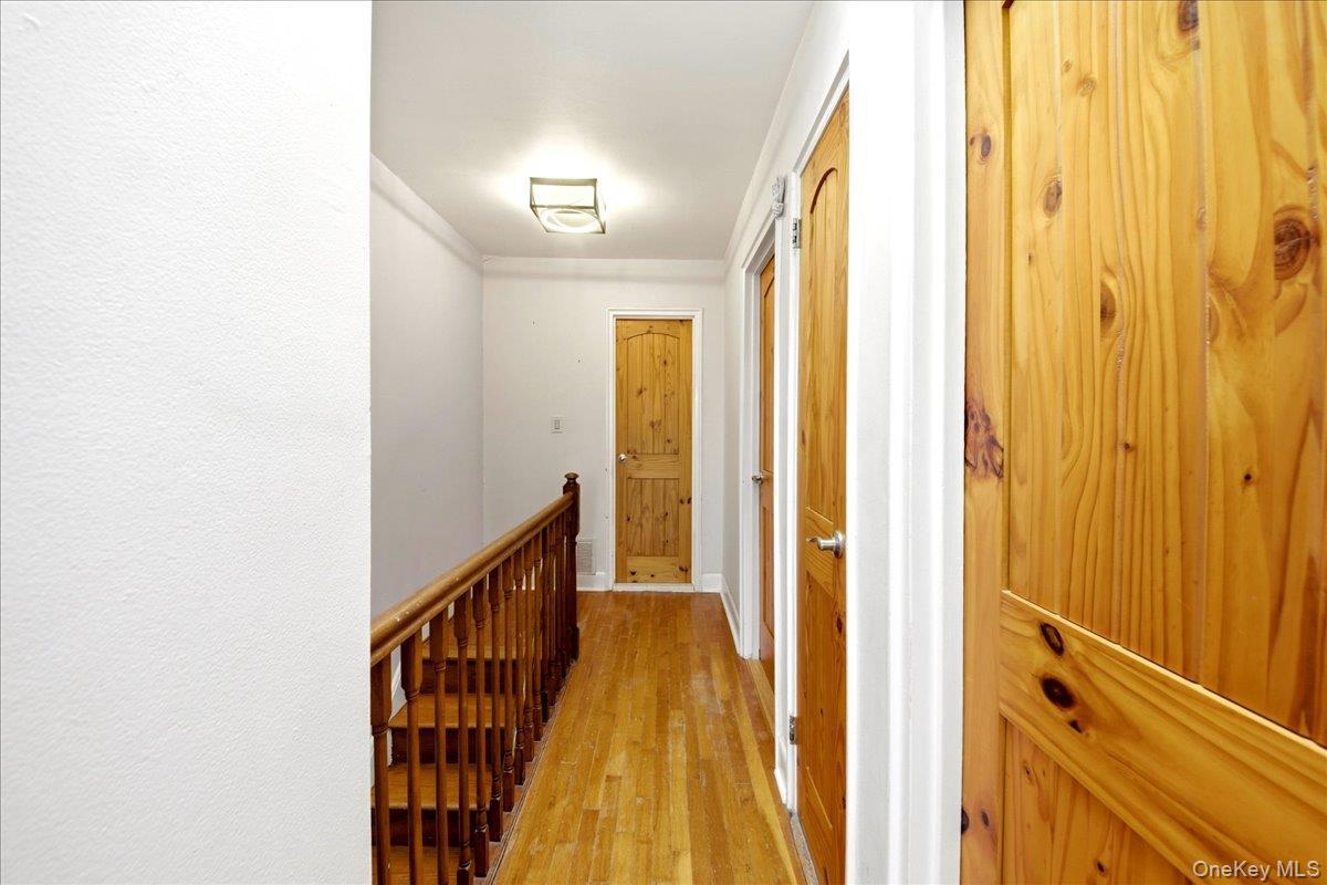 Single Family Logan Bronx, NY 10465, MLS-1000992-16