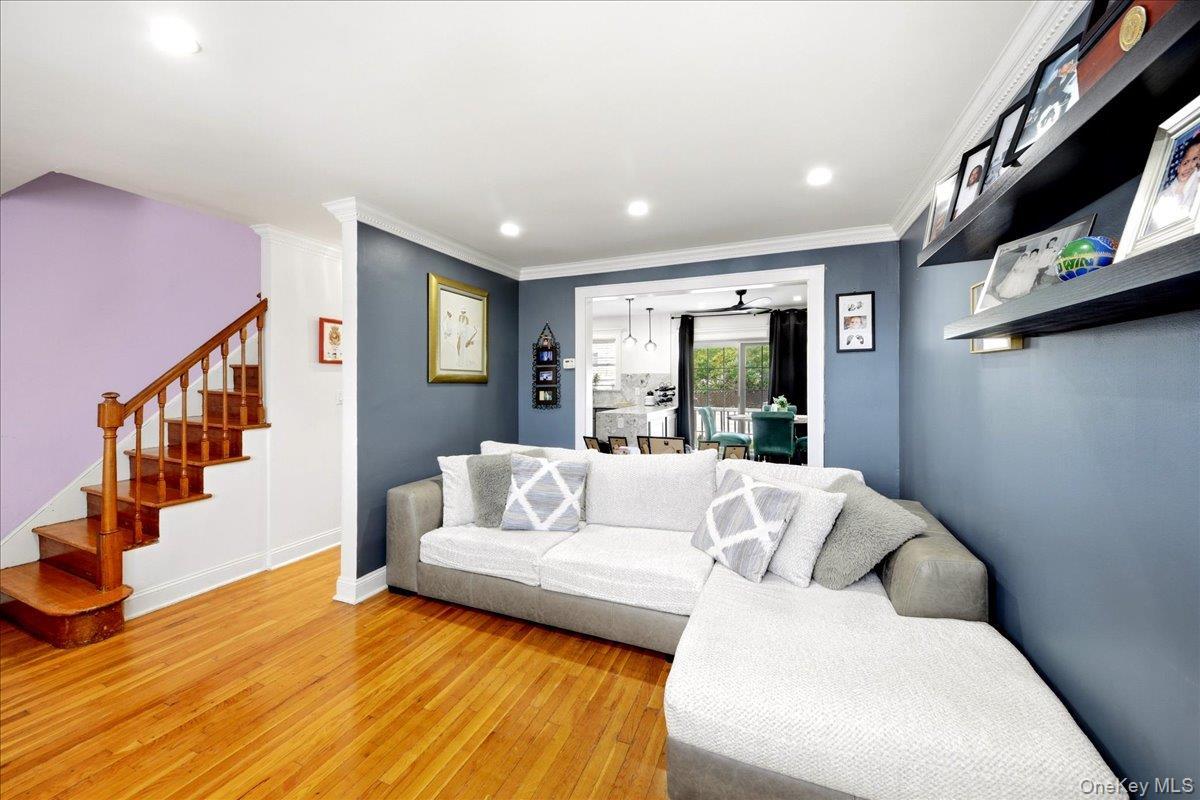 Single Family Logan Bronx, NY 10465, MLS-1000992-4