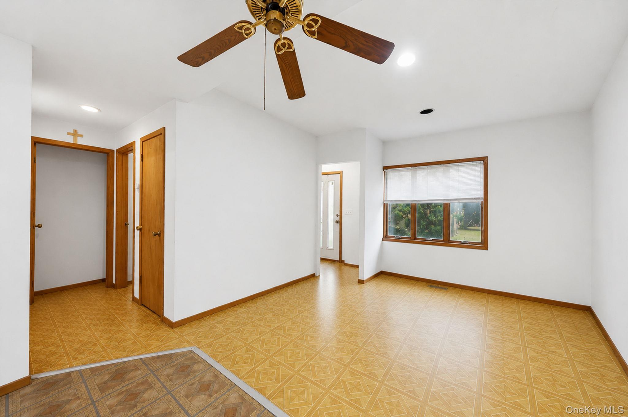 Single Family Brushwood Drive  Suffolk County, NY 11967, MLS-1001013-12