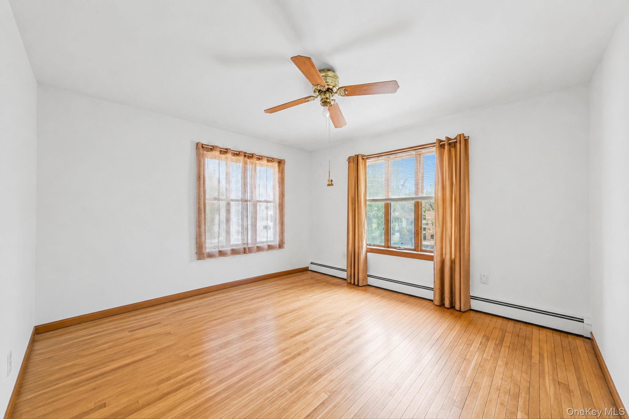 Single Family Brushwood Drive  Suffolk County, NY 11967, MLS-1001013-17