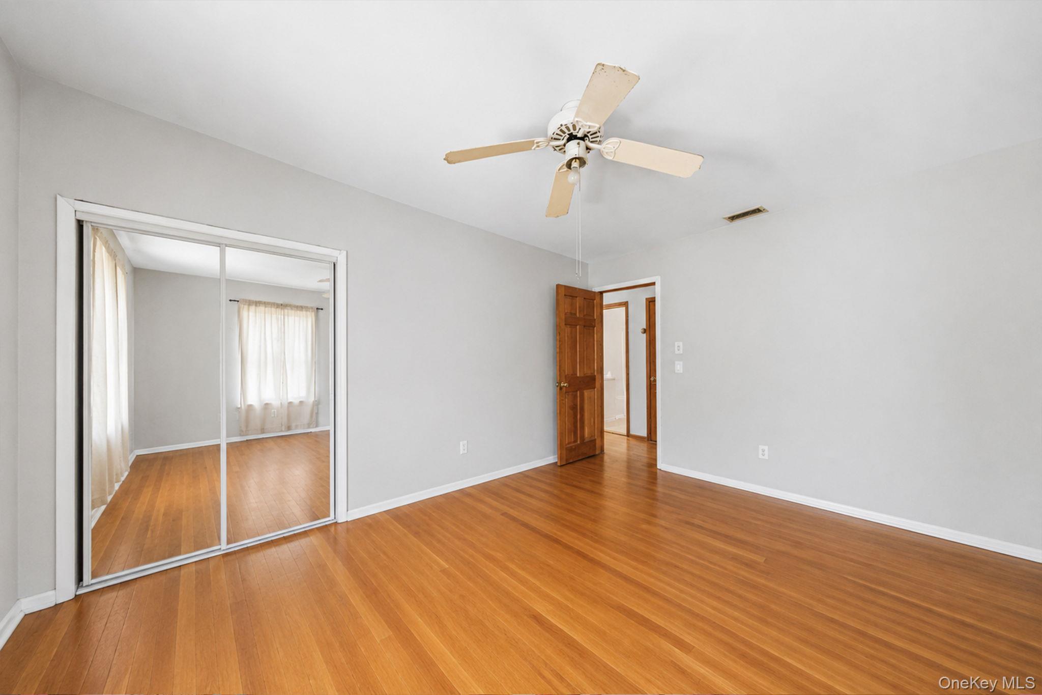 Single Family Brushwood Drive  Suffolk County, NY 11967, MLS-1001013-26