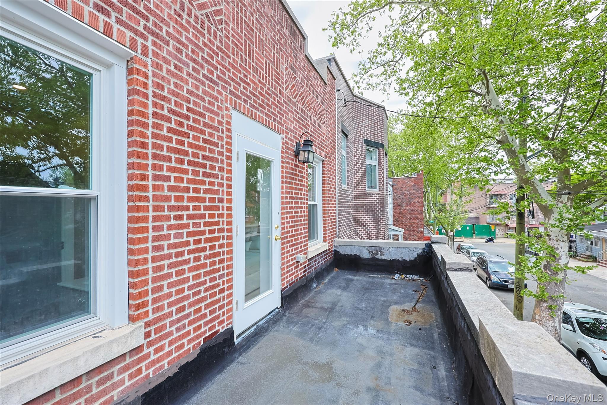 Single Family 35th Queens, NY 11368, MLS-1001021-2