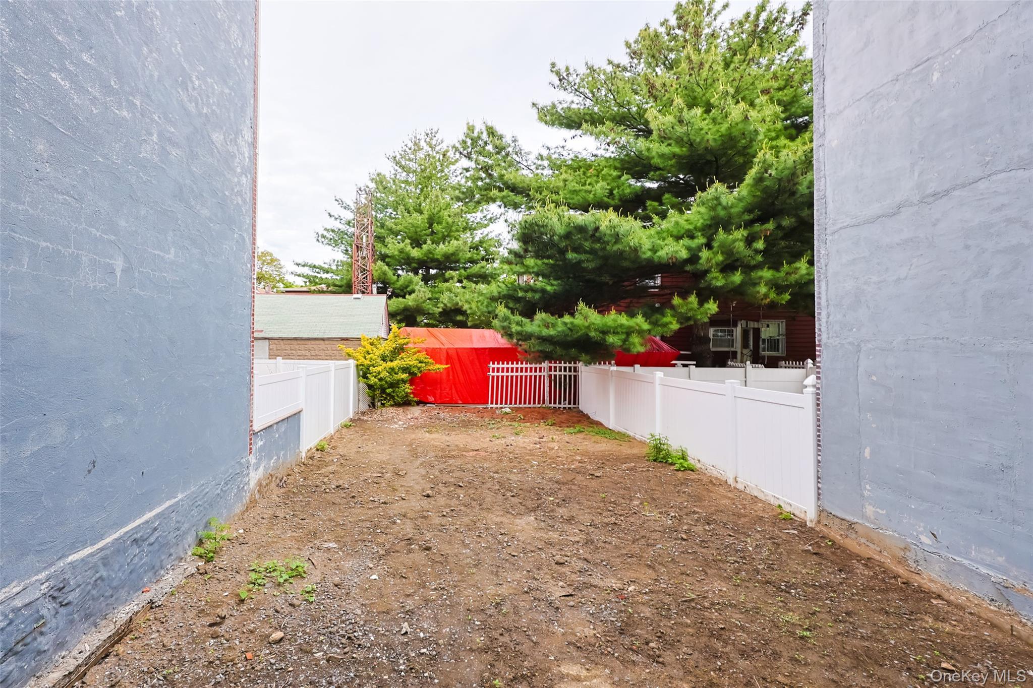 Single Family 35th Queens, NY 11368, MLS-1001021-32
