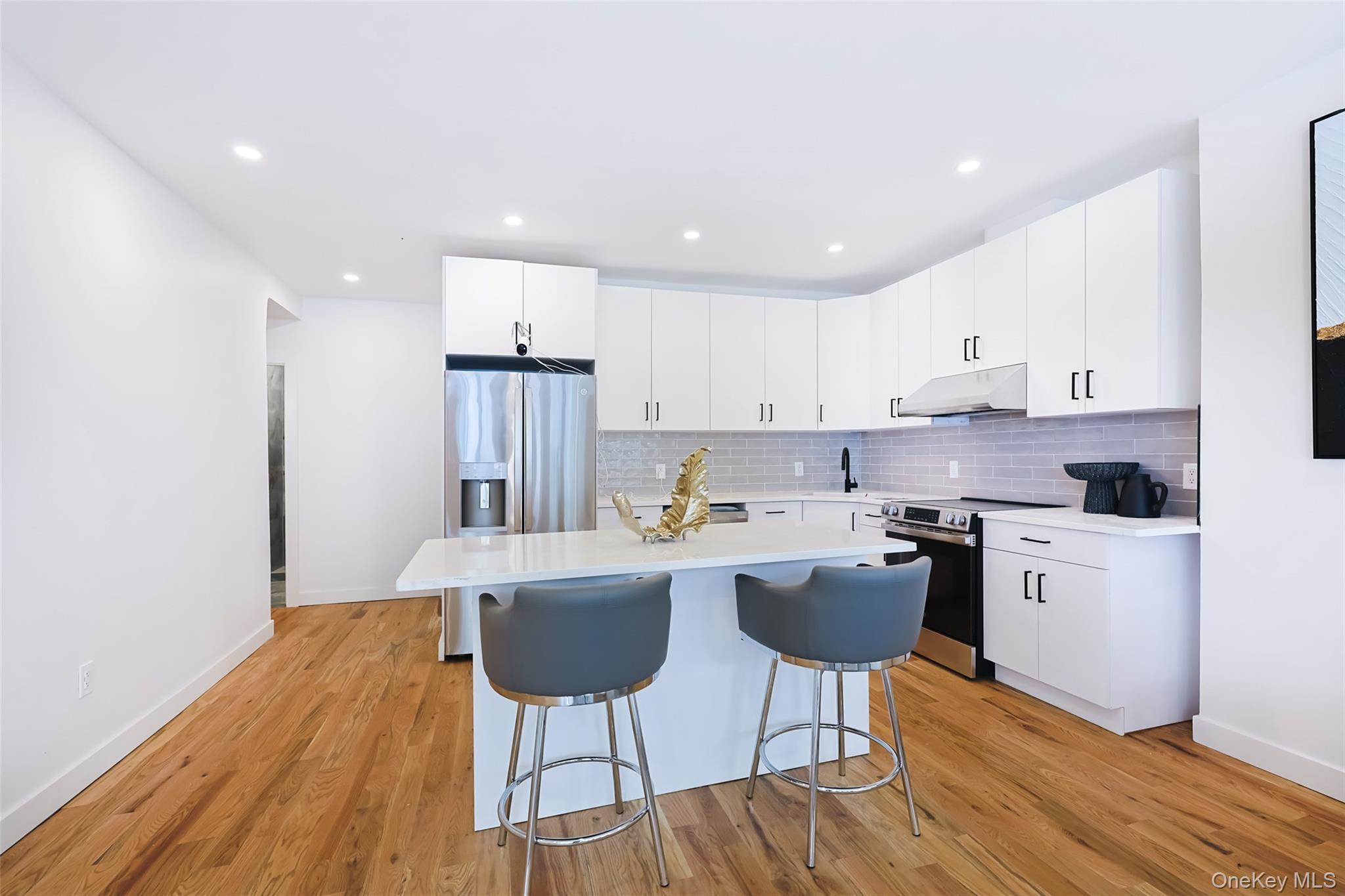 Single Family 35th Queens, NY 11368, MLS-1001021-6