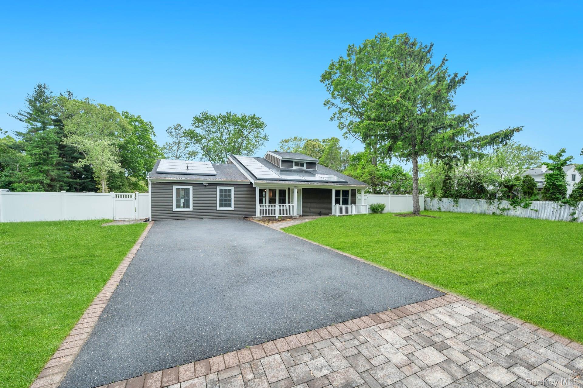 Single Family Hale Lane  Suffolk County, NY 11727, MLS-1001061-19