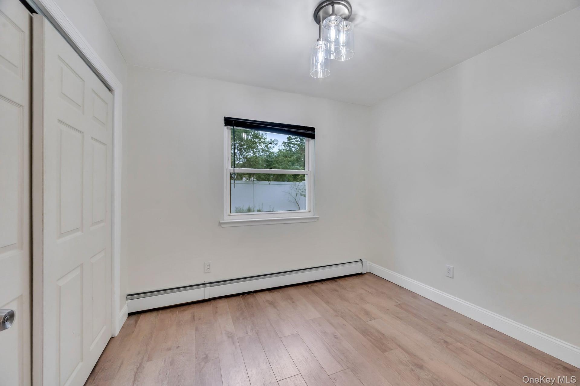 Single Family Hale Lane  Suffolk County, NY 11727, MLS-1001061-5