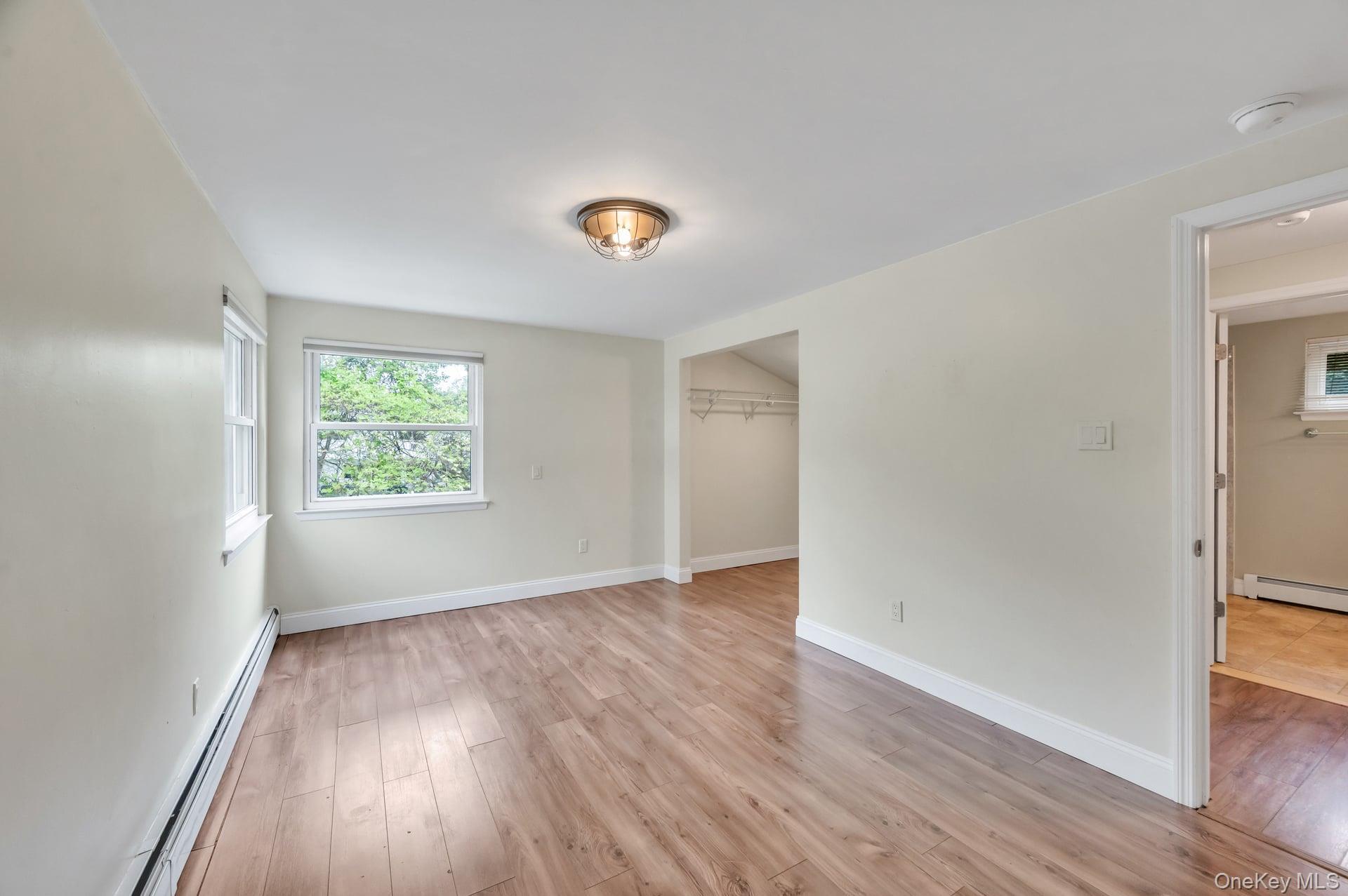 Single Family Hale Lane  Suffolk County, NY 11727, MLS-1001061-9