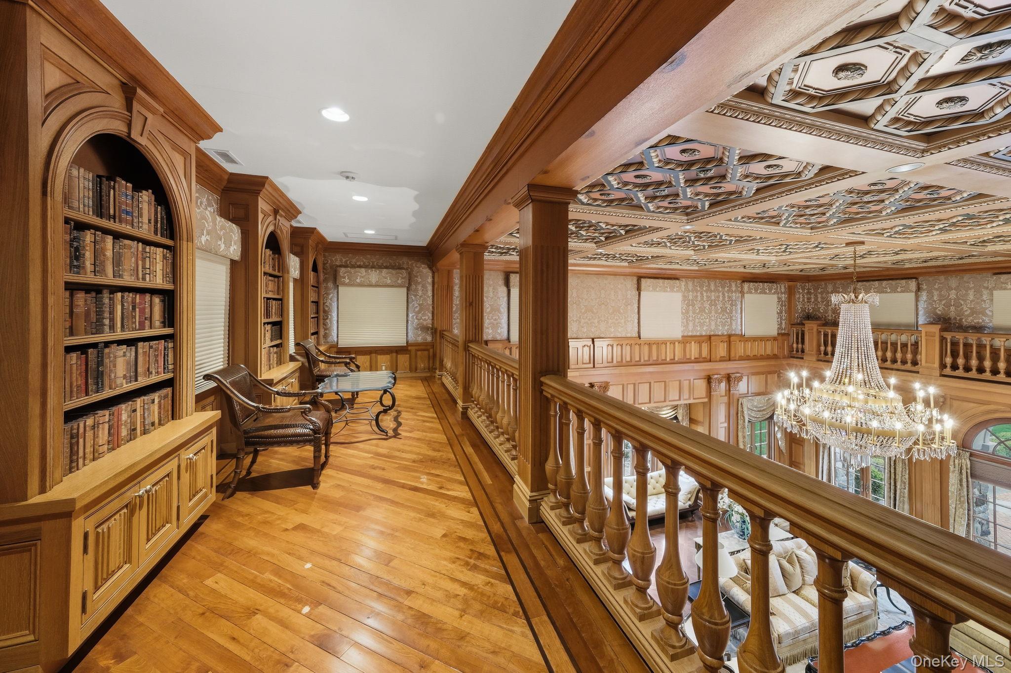 Single Family Applewood Estate  Nassau County, NY 11545, MLS-1001064-15