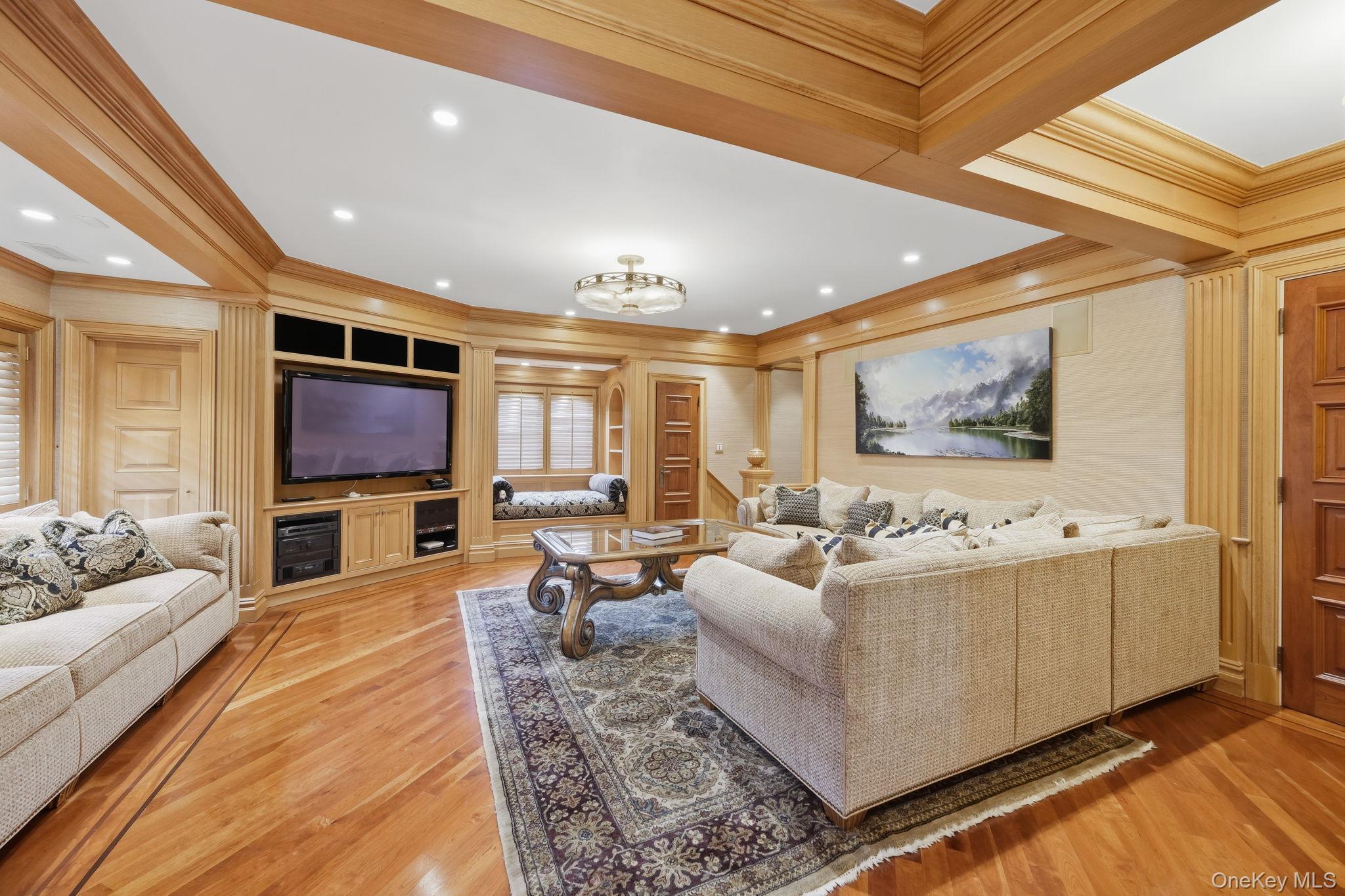 Single Family Applewood Estate  Nassau County, NY 11545, MLS-1001064-26