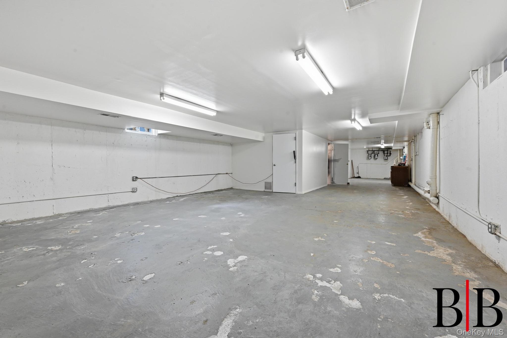 Single Family E 69 Street Brooklyn, NY 11234, MLS-1001082-27