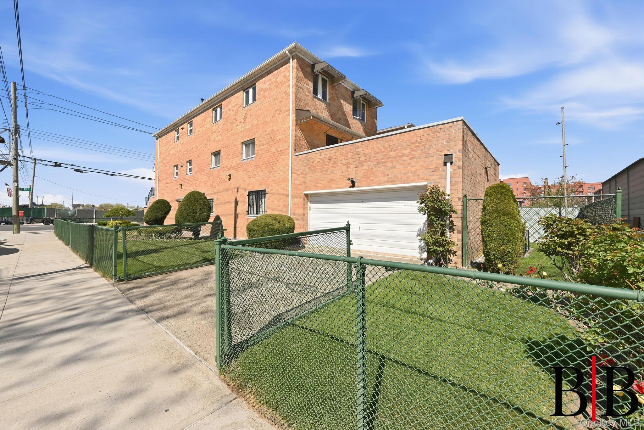 Single Family E 69 Street Brooklyn, NY 11234, MLS-1001082-4
