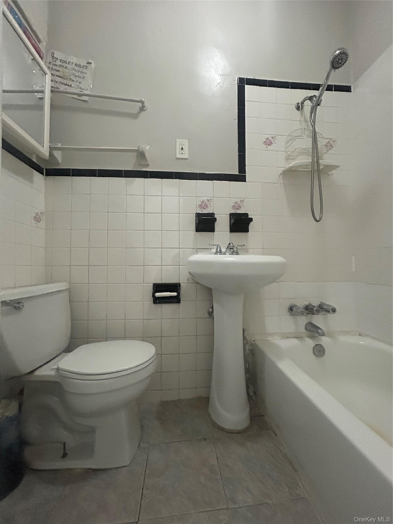 Single Family Gunther Place Brooklyn, NY 11233, MLS-1001117-12