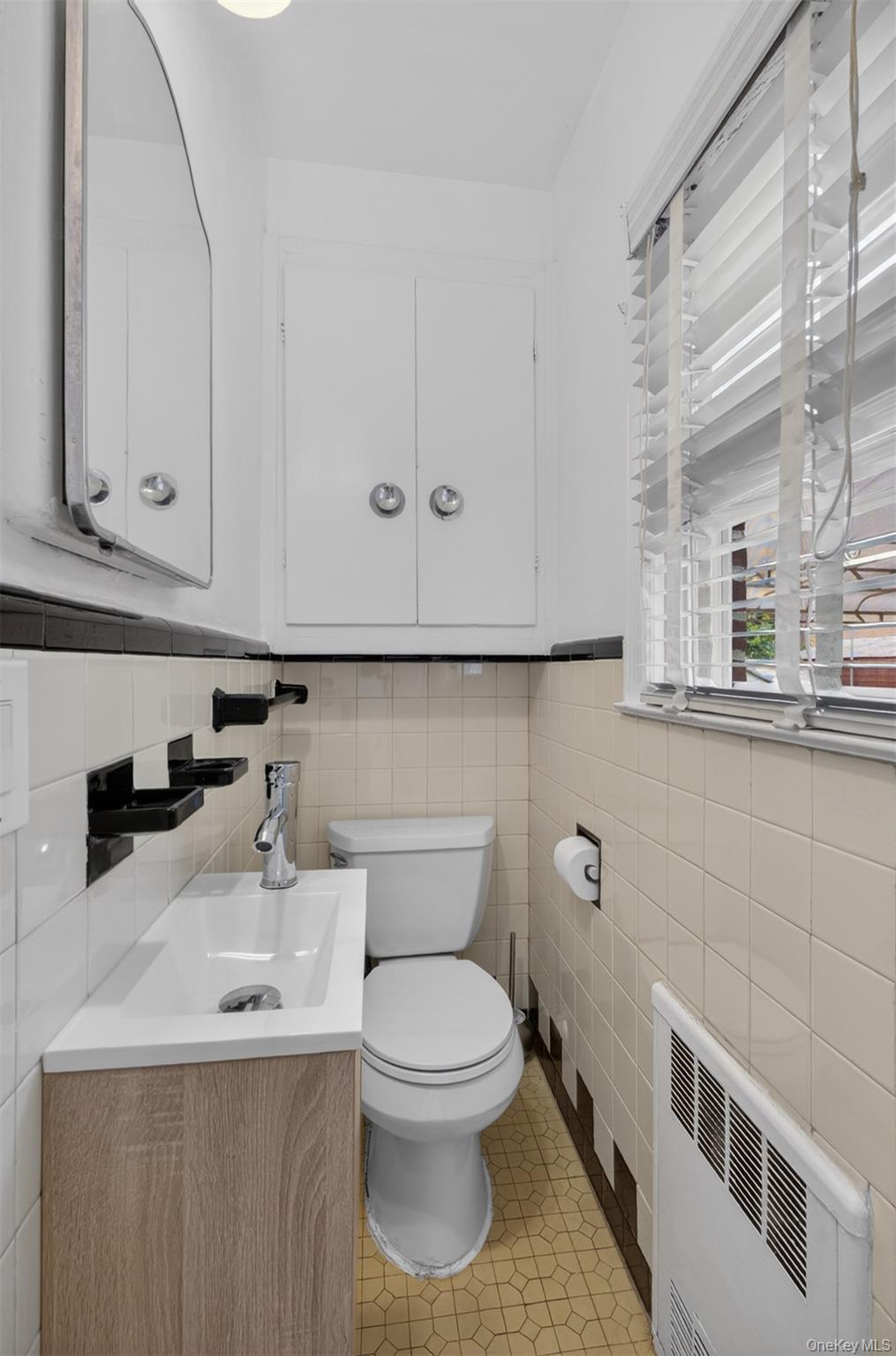 Single Family 147th Place  Queens, NY 11354, MLS-1001118-14