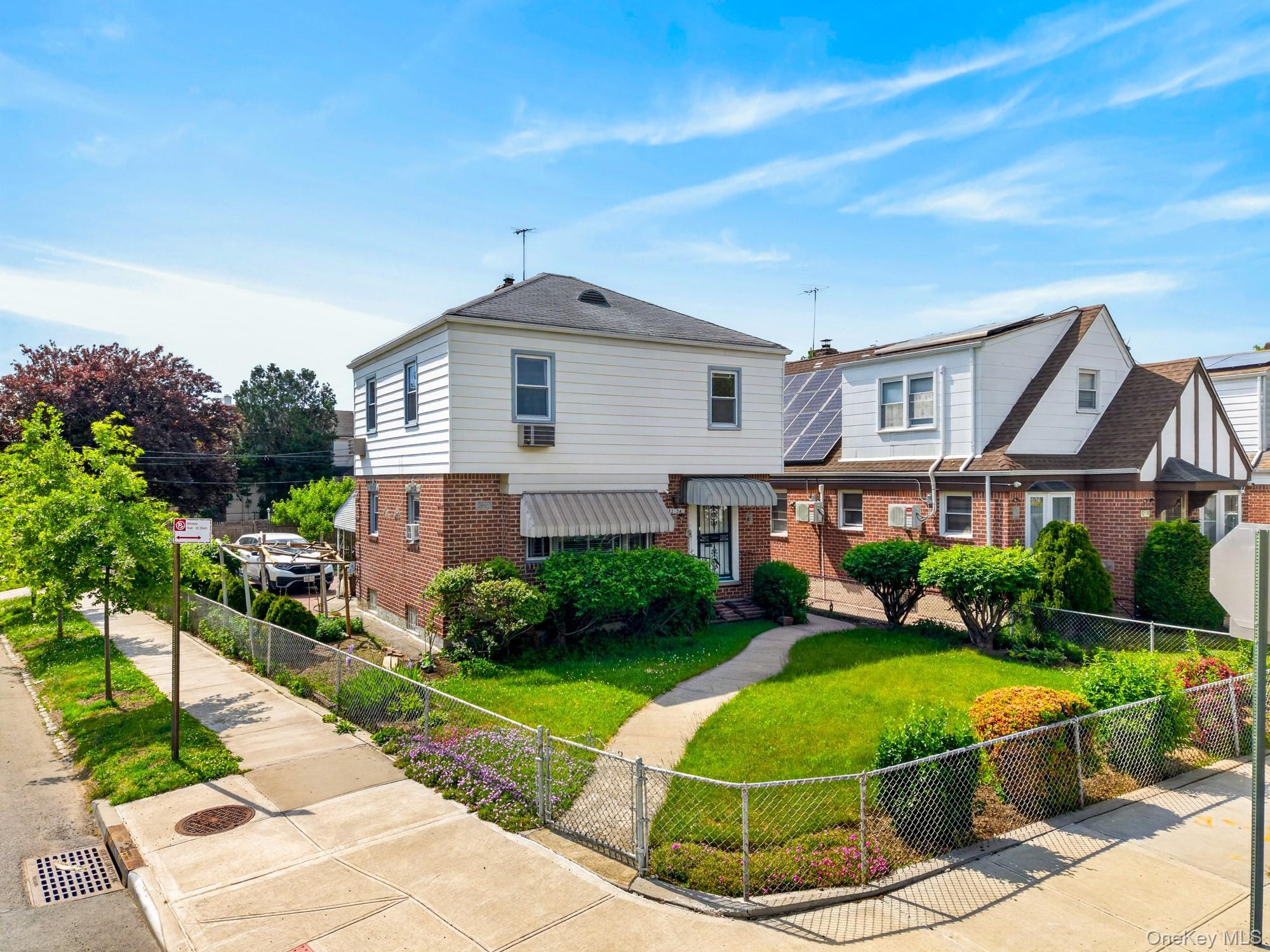 Single Family 147th Place  Queens, NY 11354, MLS-1001118-2