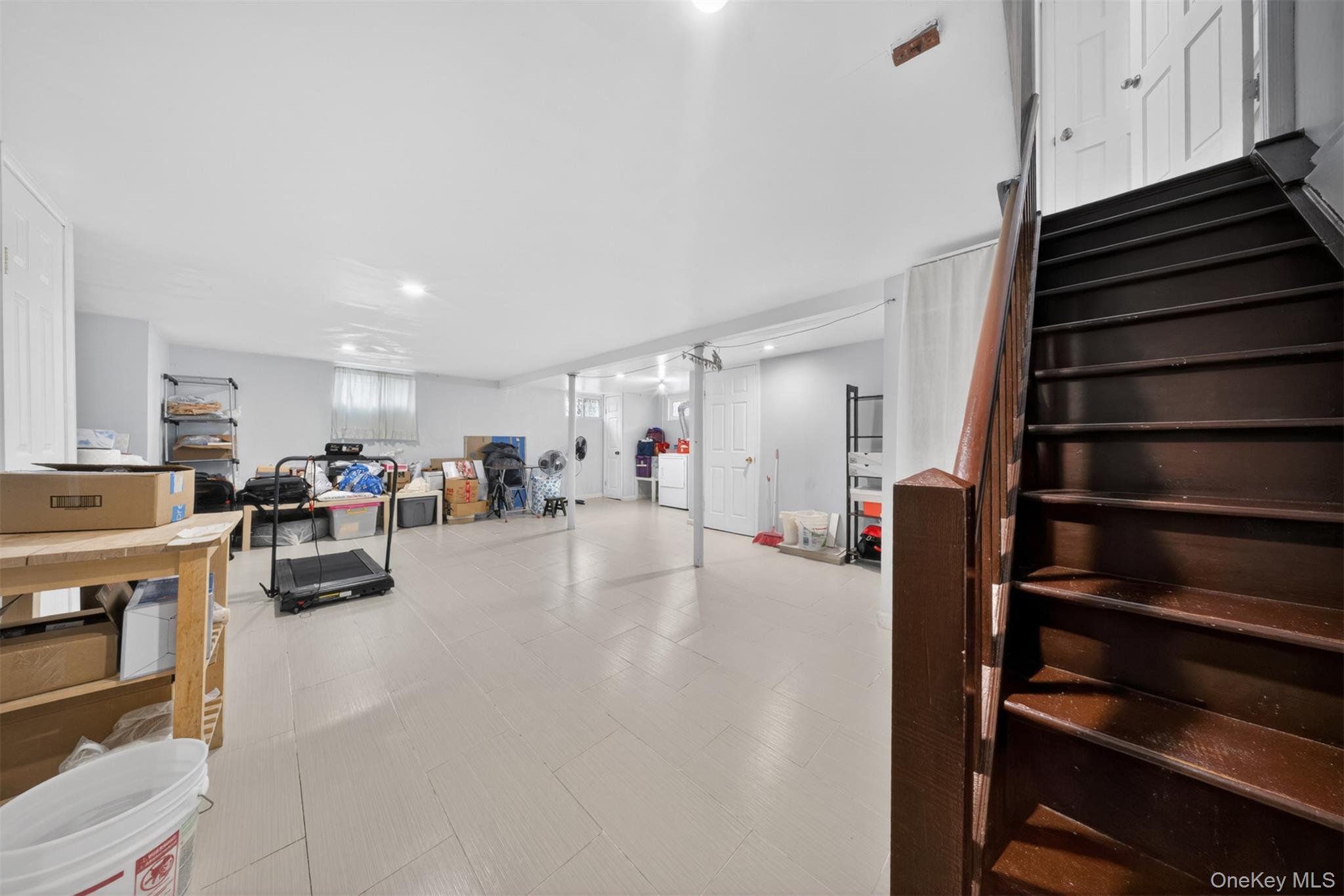 Single Family 147th Place  Queens, NY 11354, MLS-1001118-20
