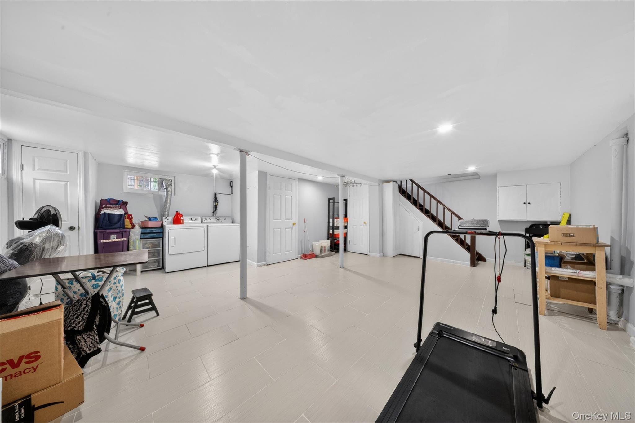 Single Family 147th Place  Queens, NY 11354, MLS-1001118-21