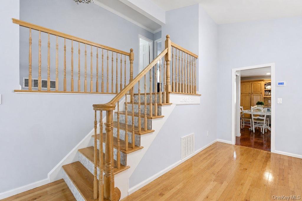 Single Family 90th Street Queens, NY 11414, MLS-1001130-4