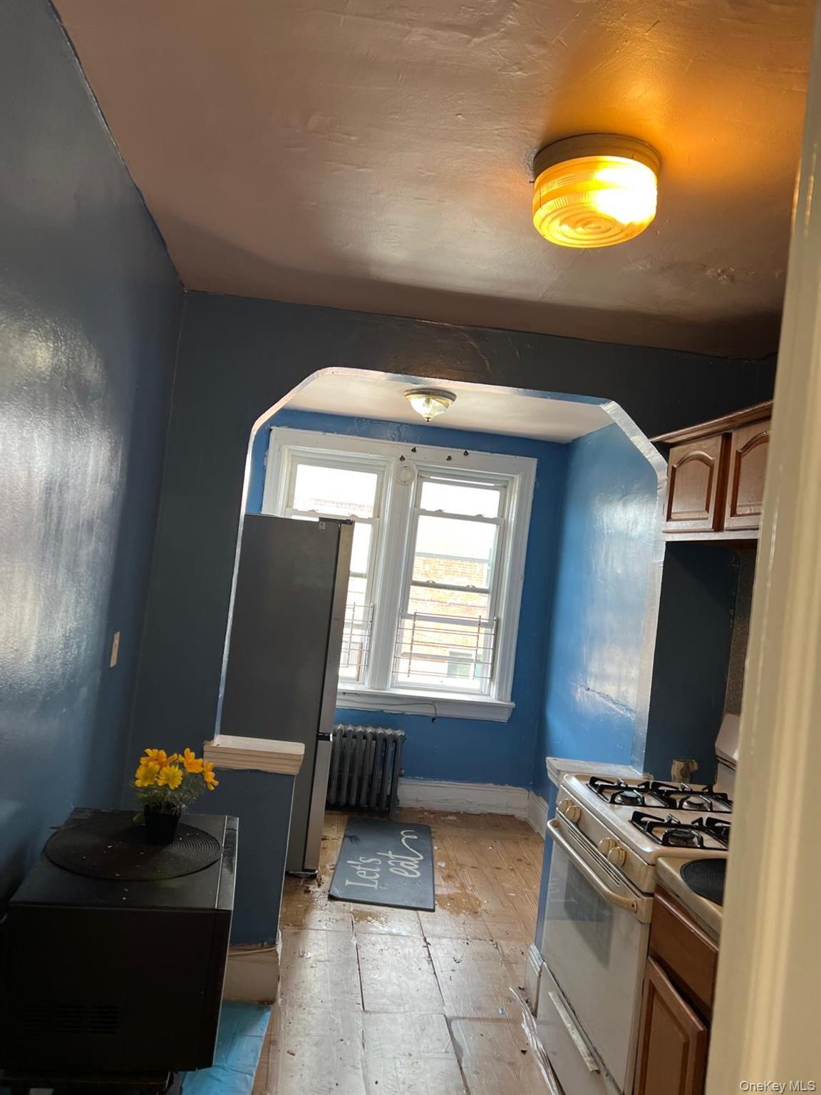 Single Family Troutville Road Queens, NY 11434, MLS-1001131-17