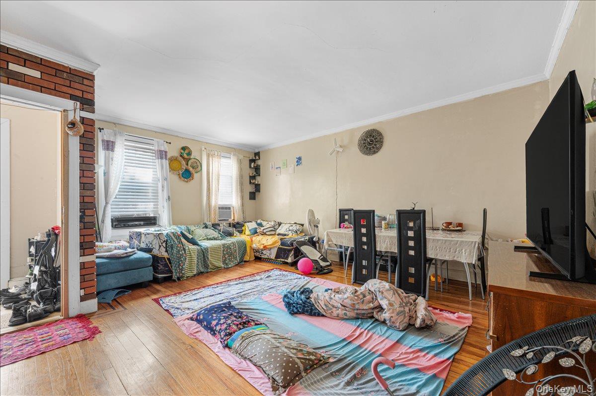 Single Family Troutville Road Queens, NY 11434, MLS-1001131-4