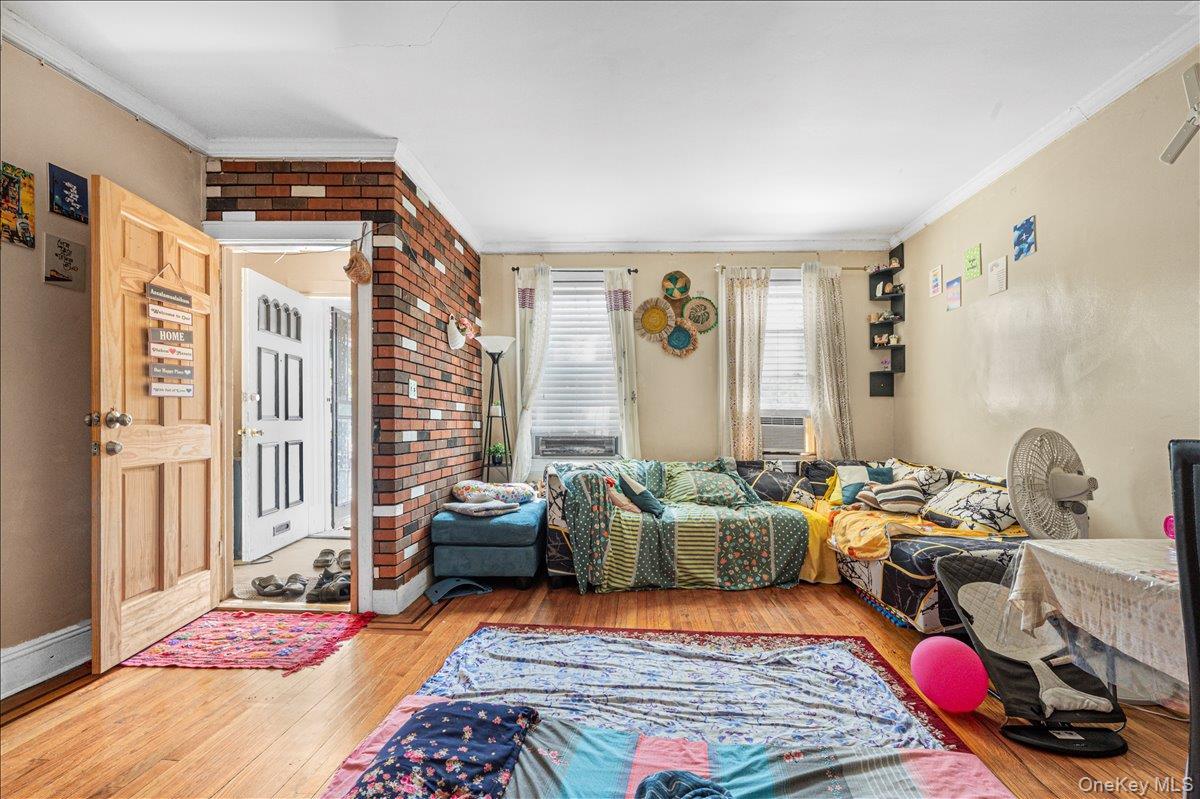 Single Family Troutville Road Queens, NY 11434, MLS-1001131-9