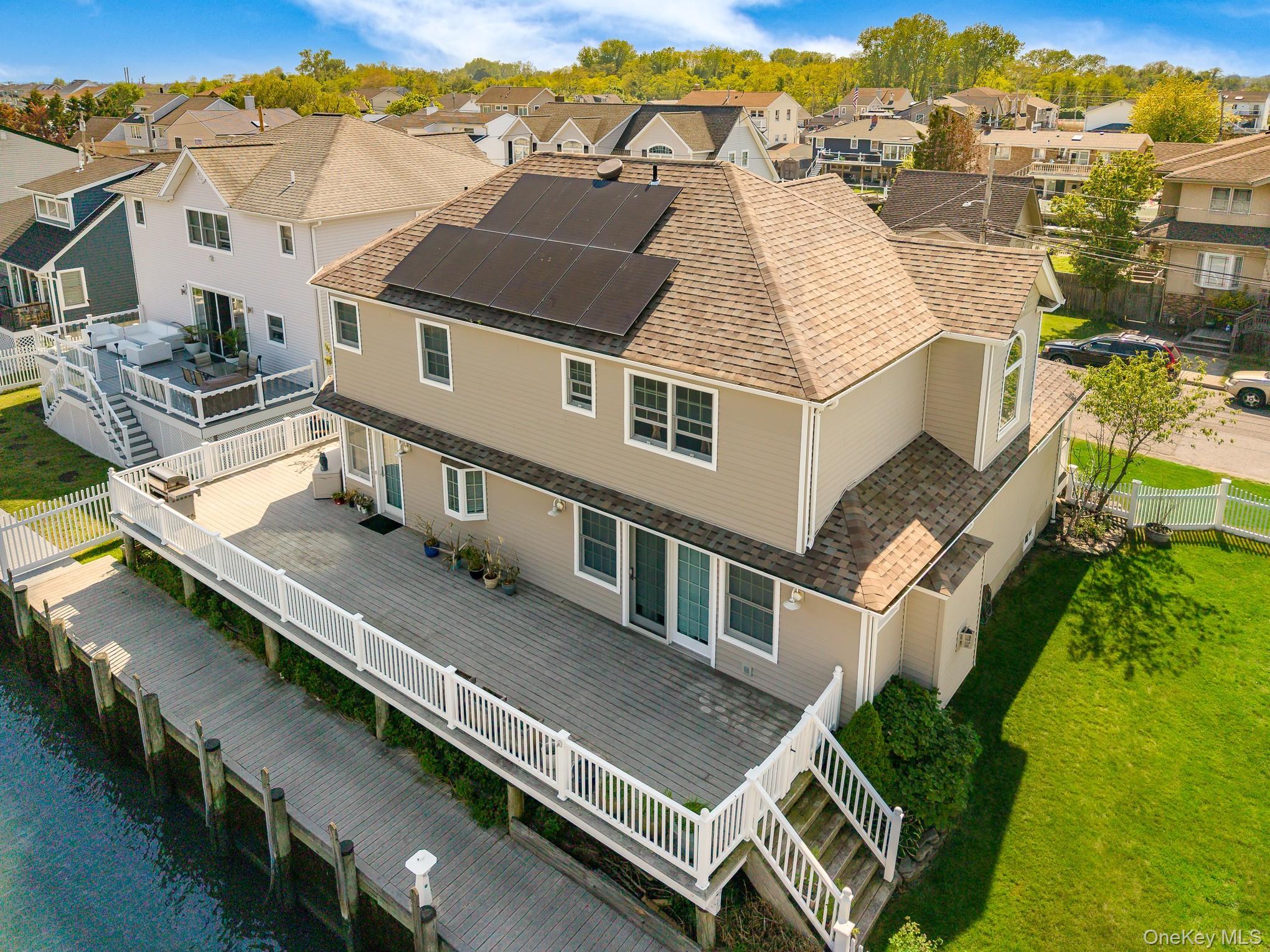 Single Family Peconic Avenue Nassau County, NY 11783, MLS-1001135-48