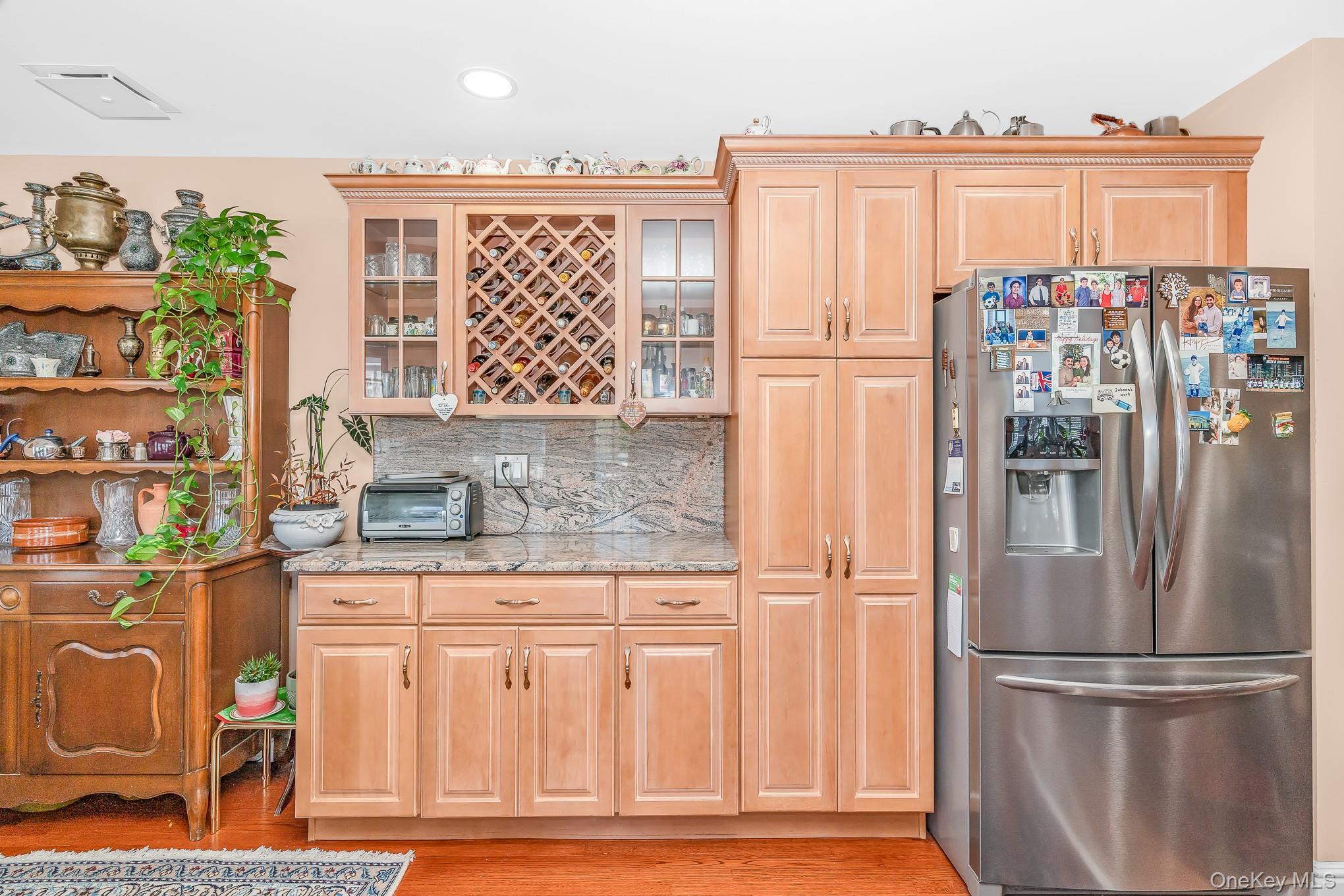 Single Family Peconic Avenue Nassau County, NY 11783, MLS-1001135-8