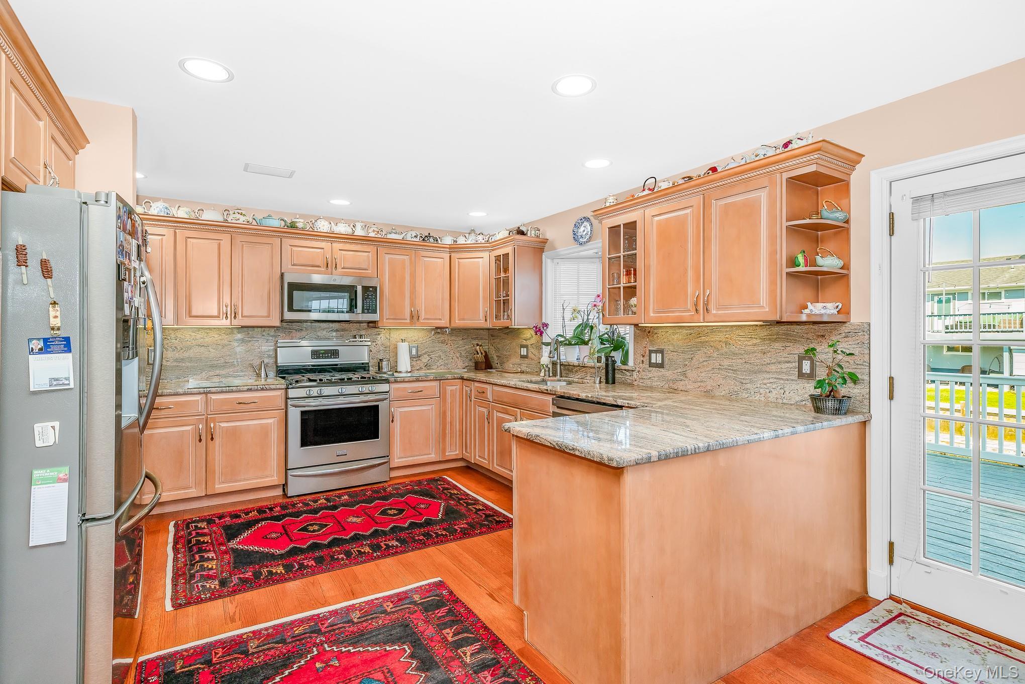 Single Family Peconic Avenue Nassau County, NY 11783, MLS-1001135-9