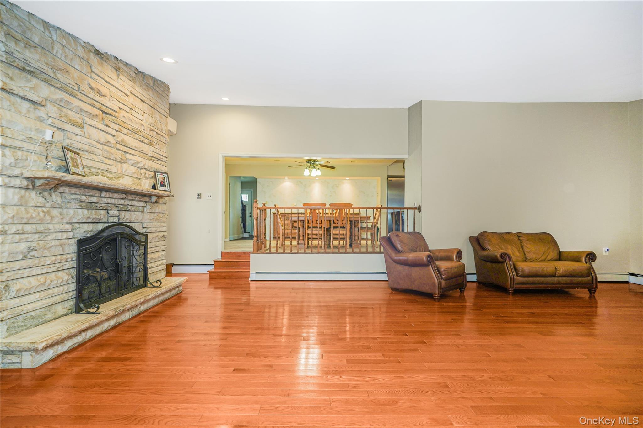 Single Family Lander  Staten Island, NY 10314, MLS-1001144-11