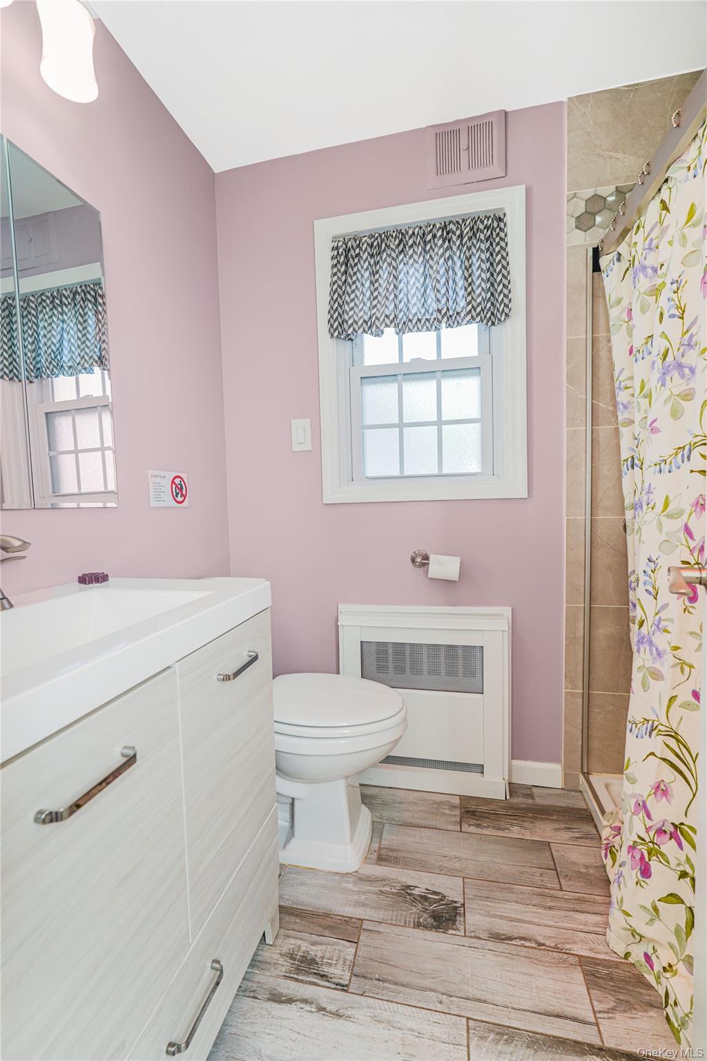 Single Family Lander  Staten Island, NY 10314, MLS-1001144-16