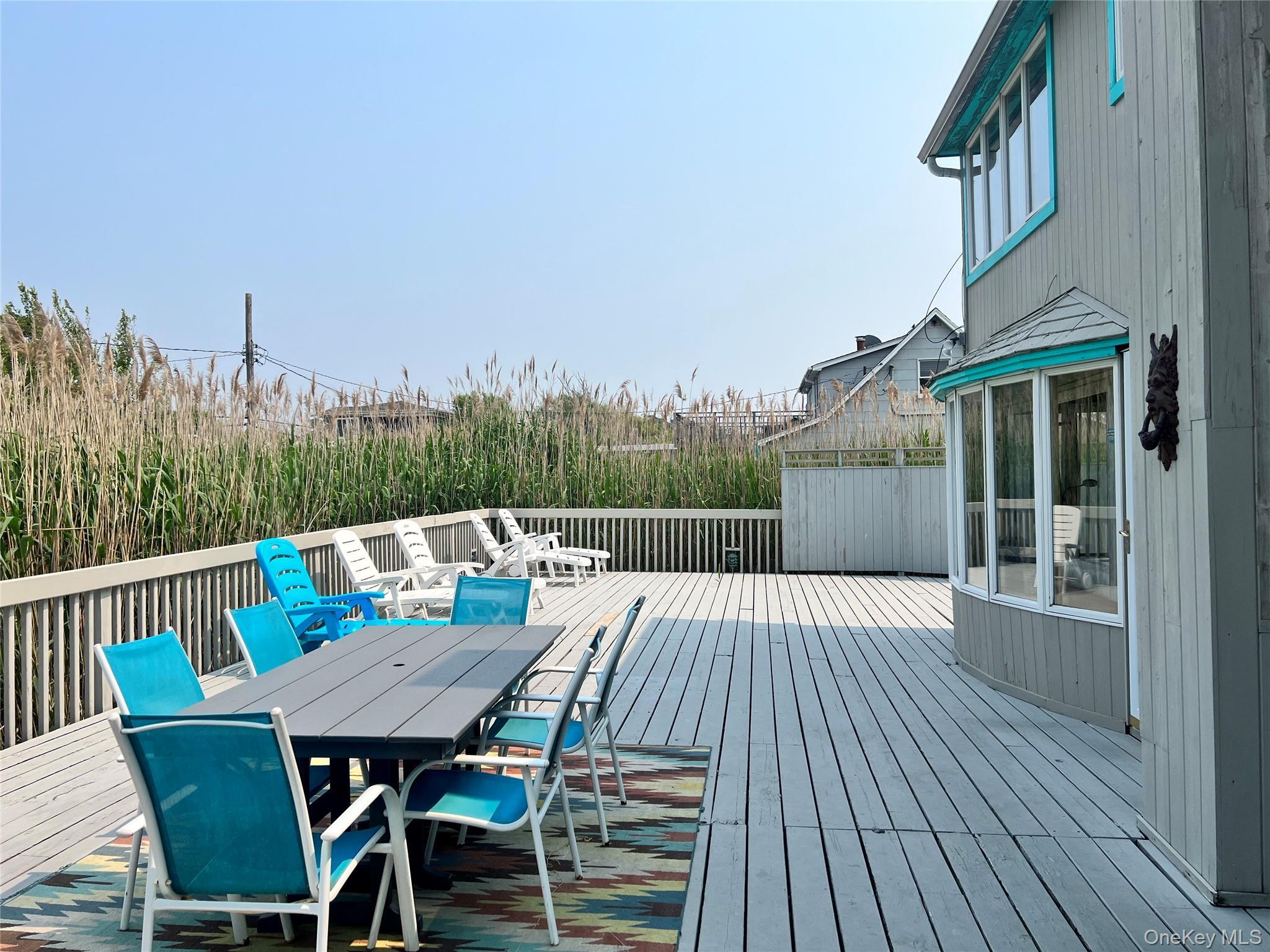 Single Family Atlantic Avenue  Suffolk County, NY 11770, MLS-1001150-24