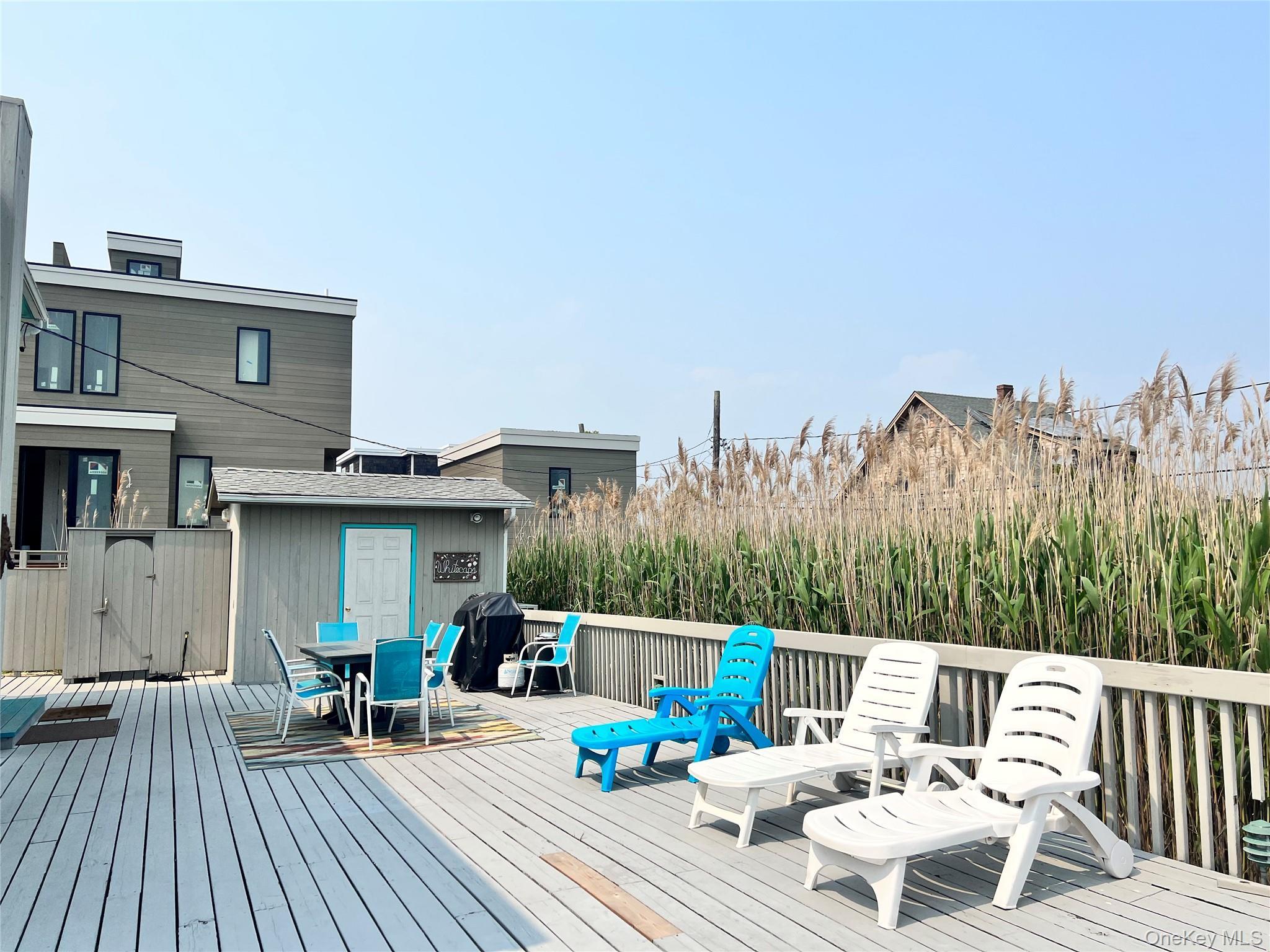 Single Family Atlantic Avenue  Suffolk County, NY 11770, MLS-1001150-26