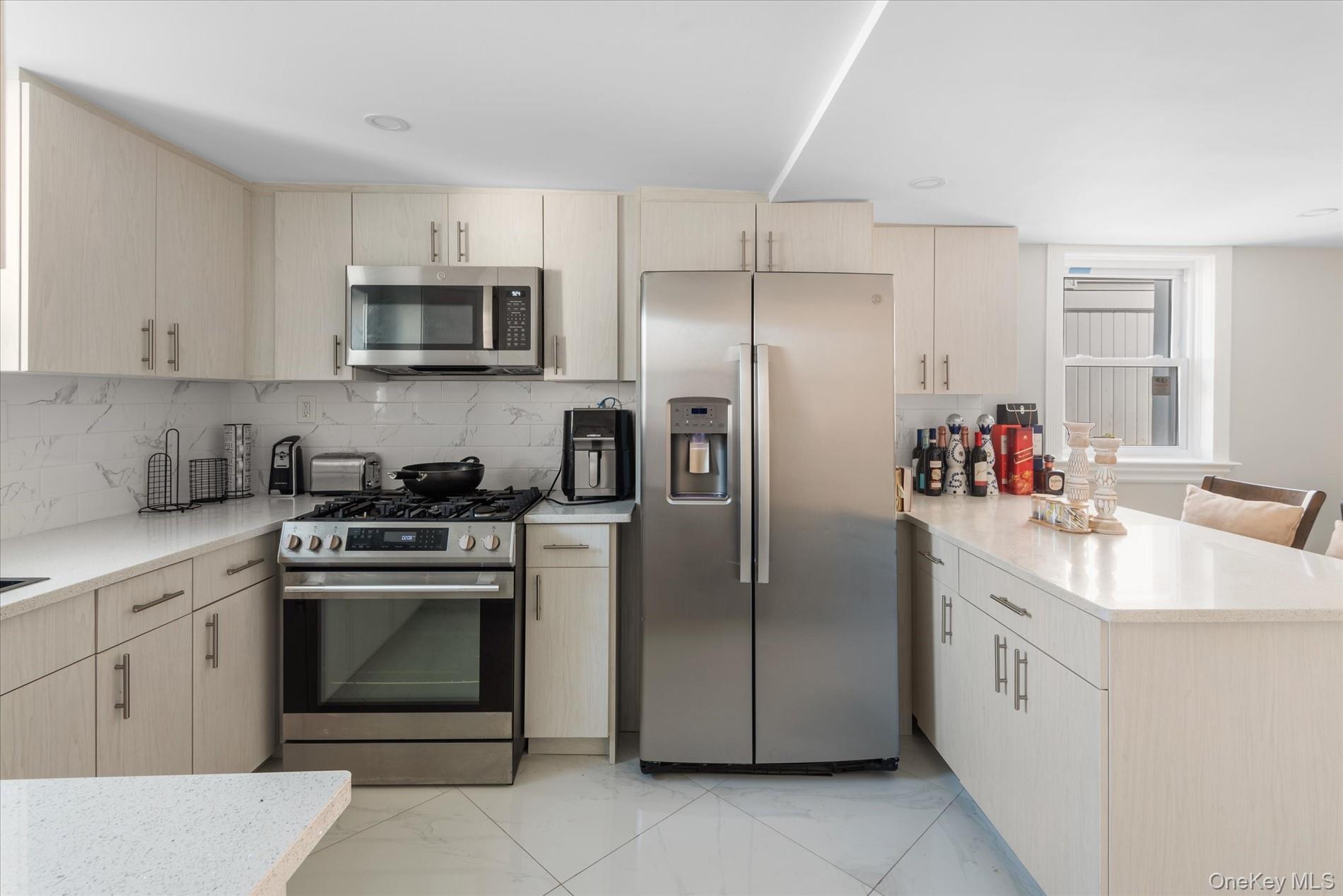 Single Family 98th Street Queens, NY 11414, MLS-1001156-11