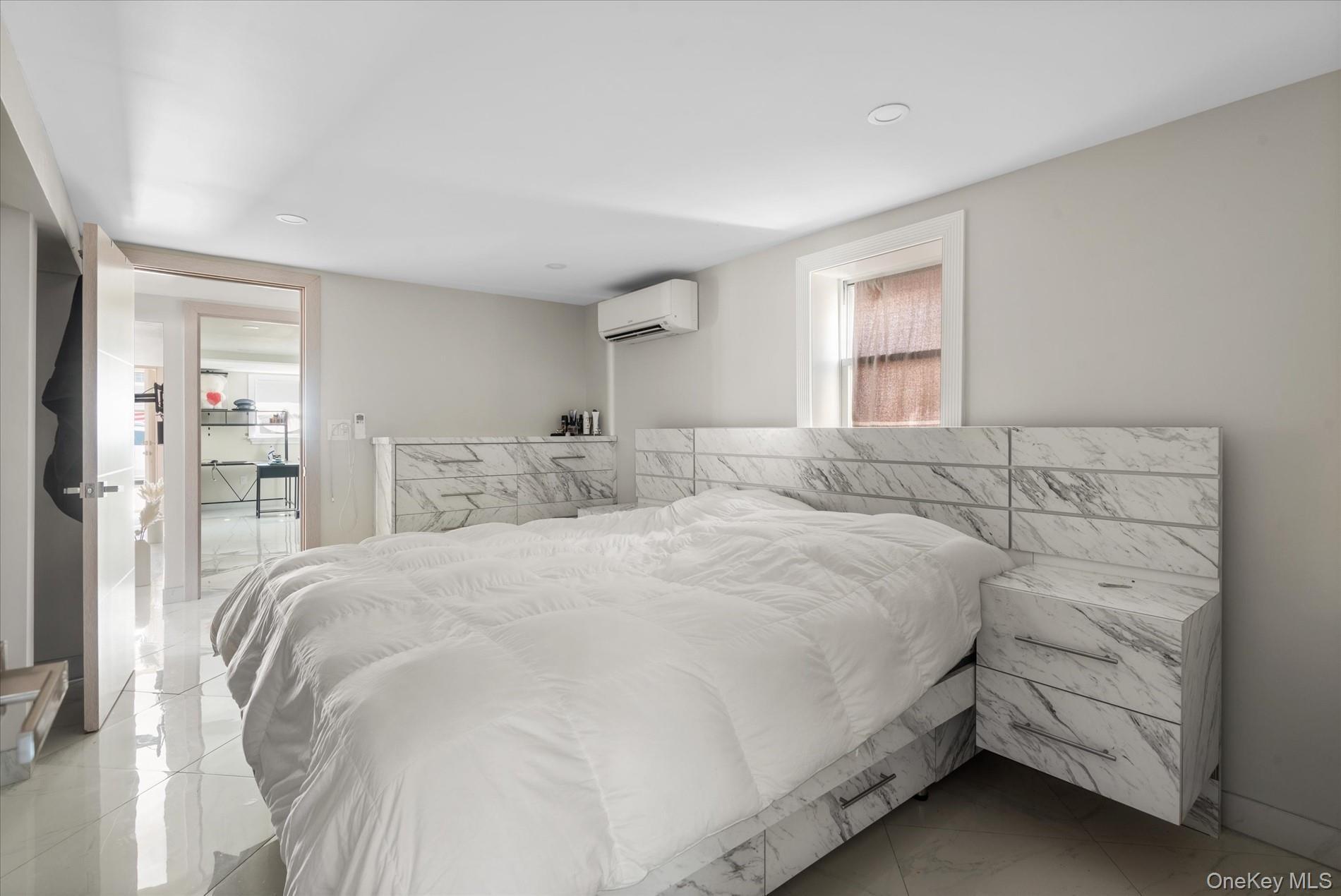 Single Family 98th Street Queens, NY 11414, MLS-1001156-17