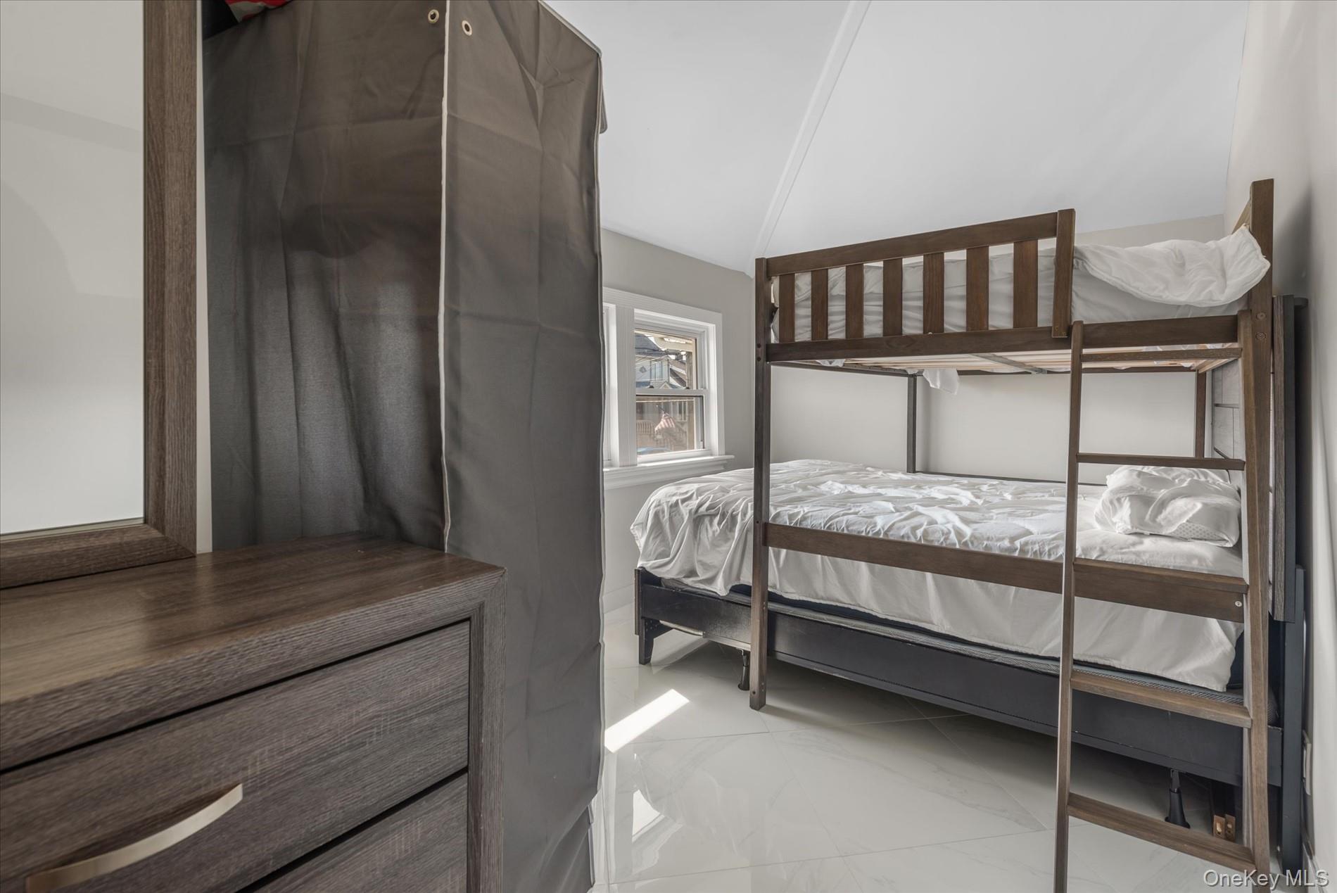 Single Family 98th Street Queens, NY 11414, MLS-1001156-21