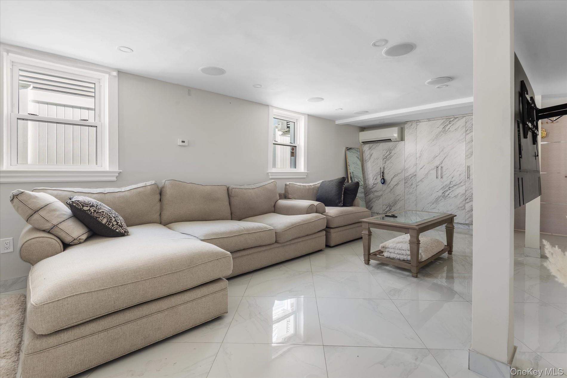 Single Family 98th Street Queens, NY 11414, MLS-1001156-3