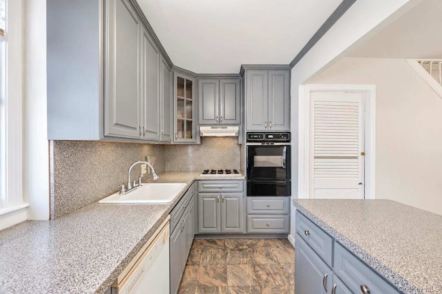 Single Family 201st Street  Queens, NY 11361, MLS-1001172-17