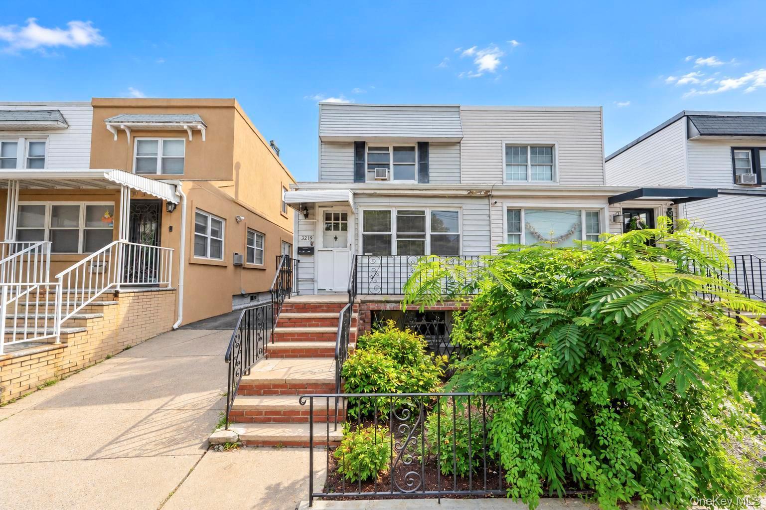 Single Family 201st Street  Queens, NY 11361, MLS-1001172-2