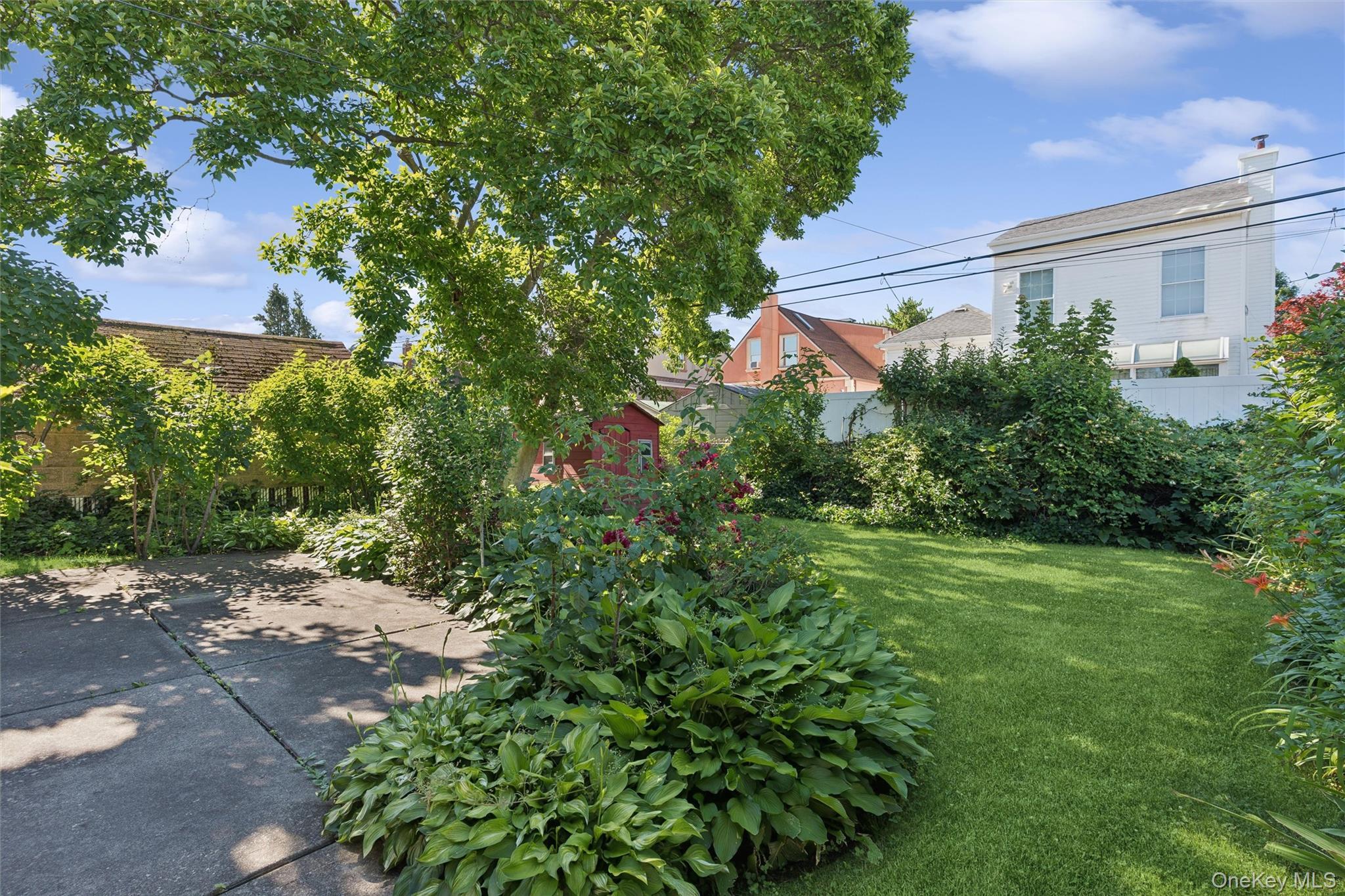 Single Family 24th  Queens, NY 11357, MLS-1001177-26
