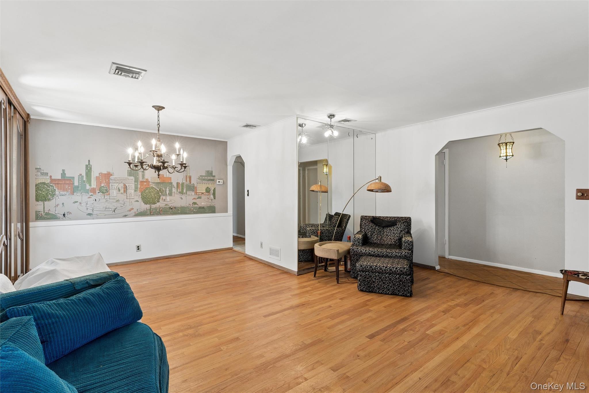 Single Family 24th  Queens, NY 11357, MLS-1001177-5