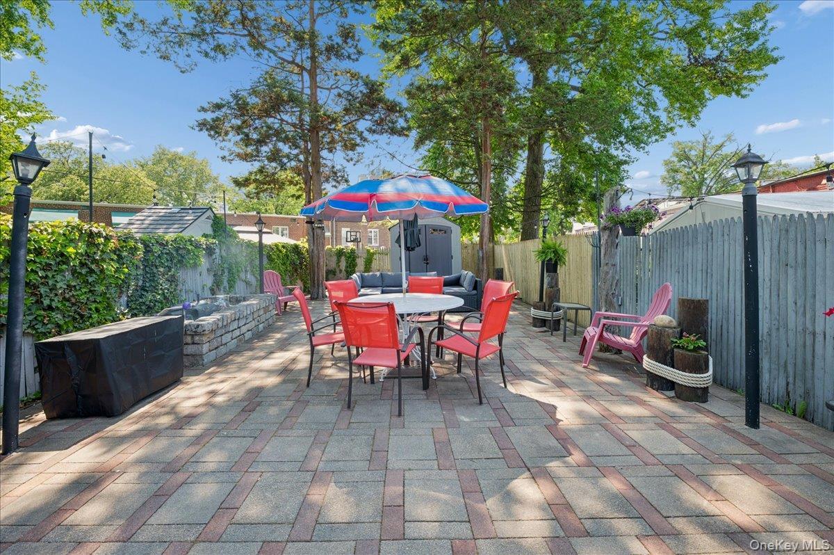 Single Family Lakewood Bronx, NY 10461, MLS-1001212-25